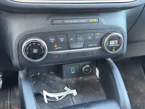 Used 2020 Ford Escape SE AWD/4WD image 17