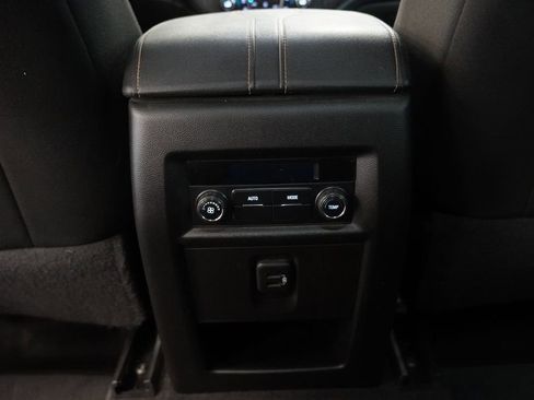 Used 2019 Chevrolet Traverse LS FWD image 29