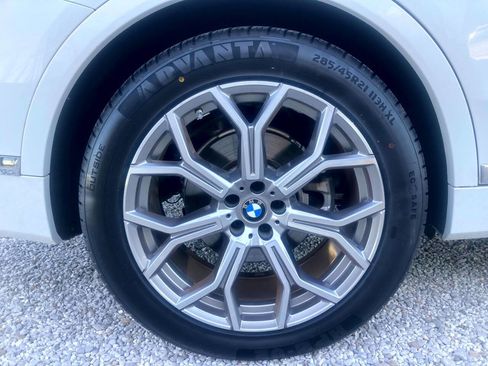 Used 2022 BMW X7 xDrive40i w/ Premium Package AWD/4WD image 26