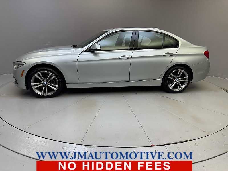 Used 2017 BMW 330i xDrive Sedan AWD/4WD image 2
