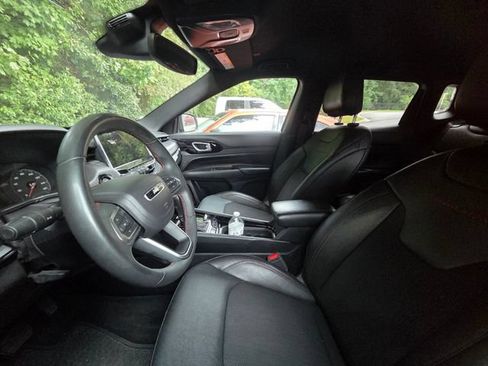 Used 2024 Jeep Compass Trailhawk AWD/4WD image 10