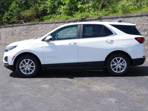Certified 2024 Chevrolet Equinox LT AWD/4WD image 3