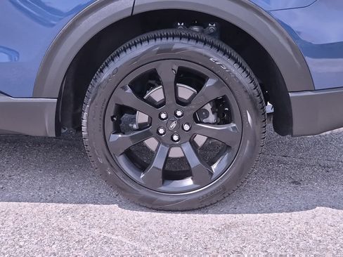 Used 2023 Ford Explorer ST-Line AWD/4WD image 14