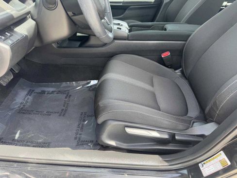 Used 2019 Honda Civic LX image 15