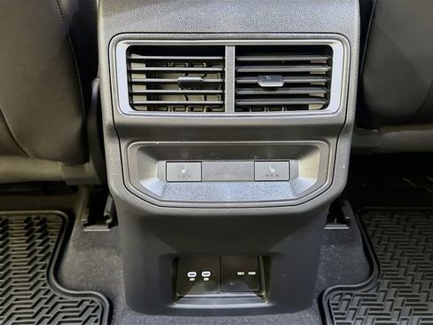 New 2026 Volkswagen Atlas Cross Sport SEL R-Line image 14