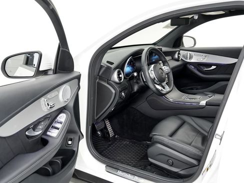 Used 2020 Mercedes-Benz GLC 300 4MATIC Coupe image 7