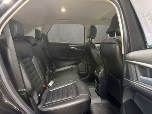 Used 2023 Ford Edge SEL w/ Convenience Package AWD/4WD image 22