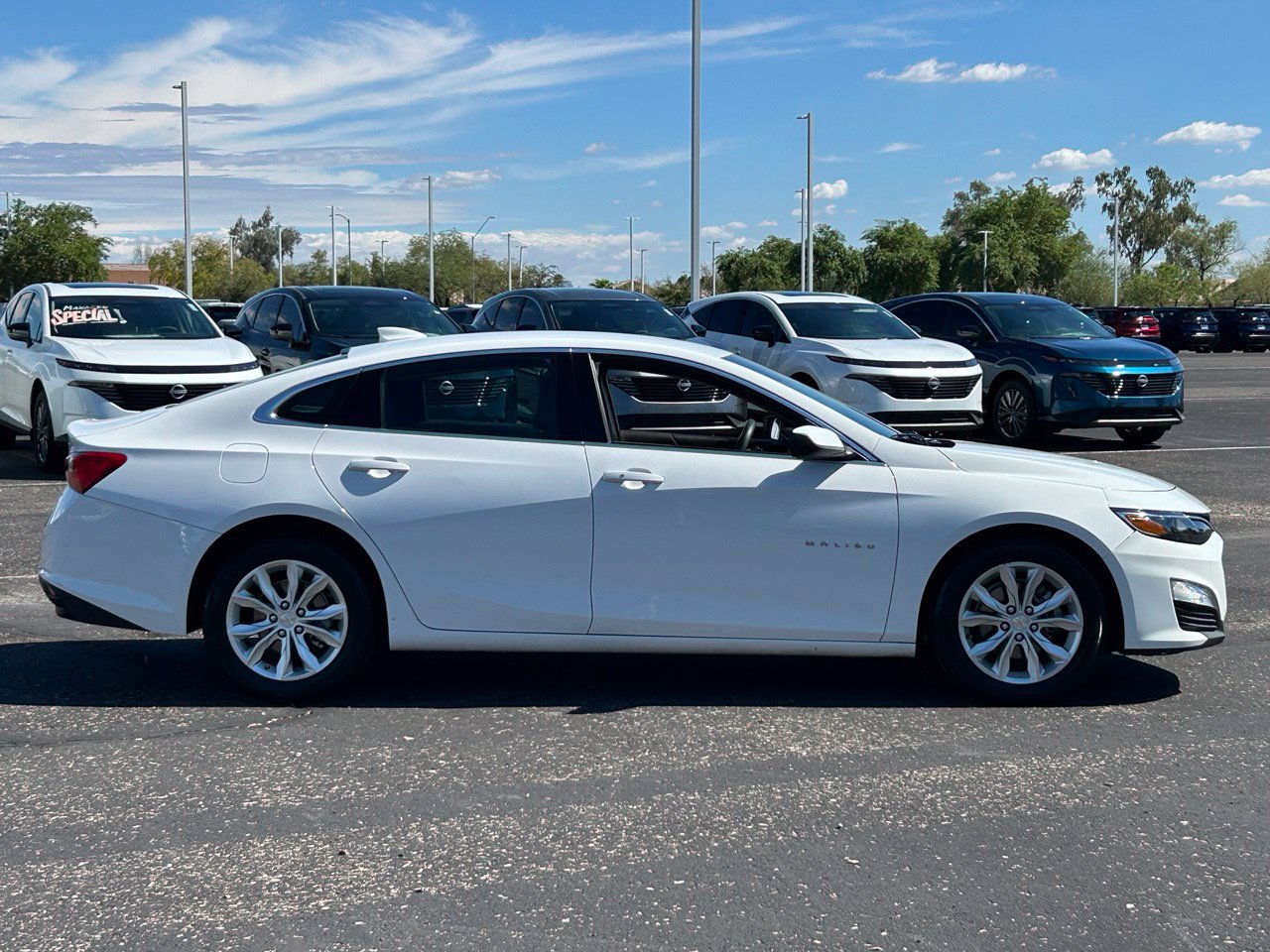 Used 2024 Chevrolet Malibu LT FWD image 7