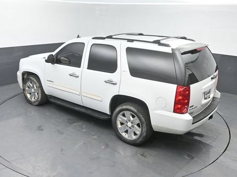 Used 2011 GMC Yukon SLT w/ Regional Value Package RWD image 34