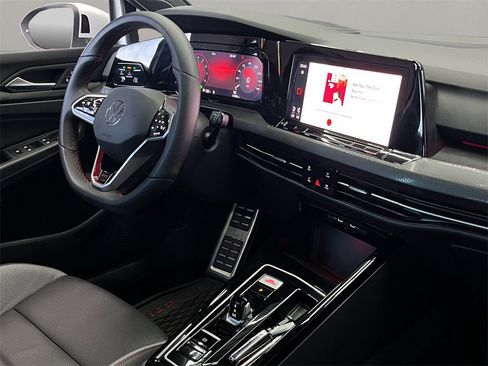 Used 2024 Volkswagen GTI Autobahn image 18