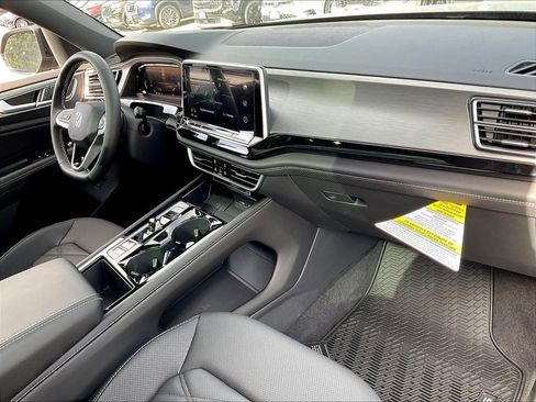 New 2026 Volkswagen Atlas Cross Sport SE AWD/4WD image 10