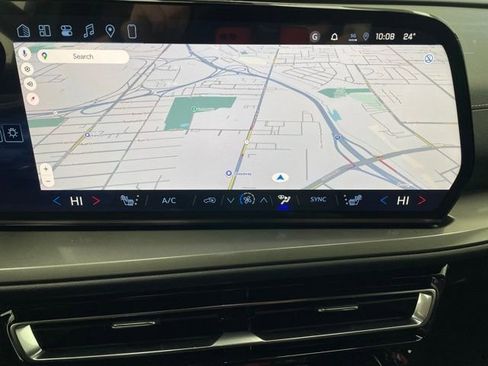 New 2026 Chevrolet Traverse LT w/ Driver Confidence Package image 4