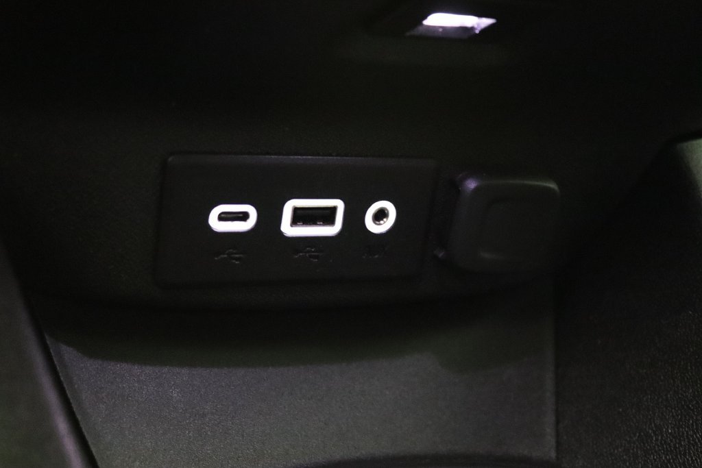 Used 2019 Chevrolet Malibu RS FWD image 29