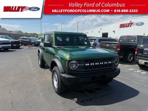 New 2025 Ford Bronco 4-Door AWD/4WD image 1