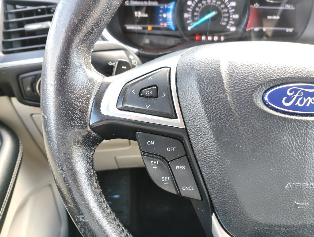 Used 2015 Ford Edge Titanium AWD/4WD image 22