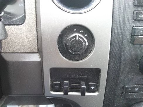 Used 2010 Ford F150 XLT image 21