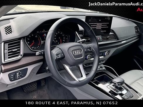 Used 2024 Audi Q5 2.0T Premium AWD/4WD image 11