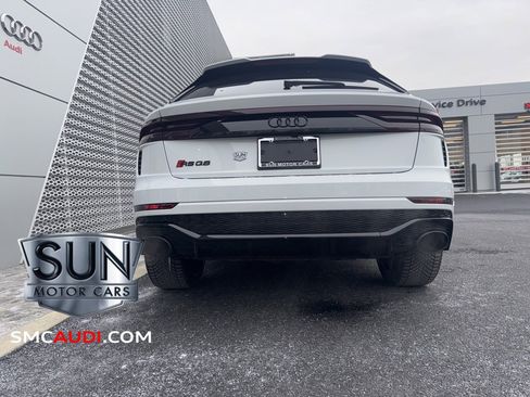 Certified 2024 Audi RS Q8 w/ Black Optic Package image 20
