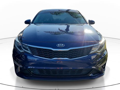 Used 2020 Kia Optima LX FWD image 2
