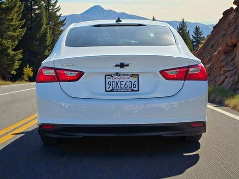 Used 2022 Chevrolet Malibu LS image 6