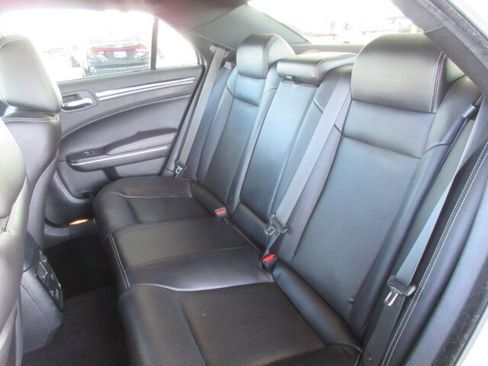 Used 2023 Chrysler 300 S w/ Comfort Group image 33