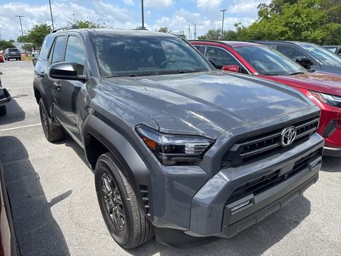 Used 2025 Toyota 4Runner SR5 image 3
