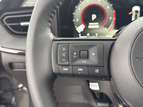 New 2026 Nissan Kicks SR w/ SR Premium Package image 19