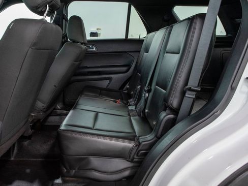 Used 2016 Ford Explorer 4WD Police Interceptor image 9