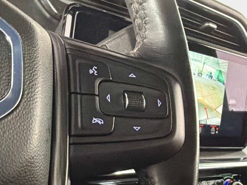Used 2025 GMC Sierra 2500 Denali Ultimate AWD/4WD image 47