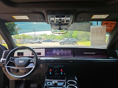 Used 2025 Cadillac Escalade ESV Sport w/ Touring Package AWD/4WD image 27