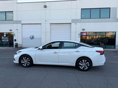 Used 2022 Nissan Altima 2.5 S image 7