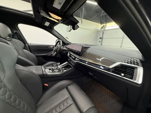 Used 2025 BMW X6 M Competition w/ Executive Package AWD/4WD image 25