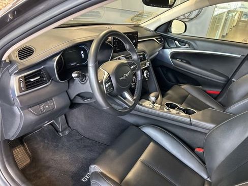 Used 2023 Genesis G70 2.0T AWD/4WD image 38