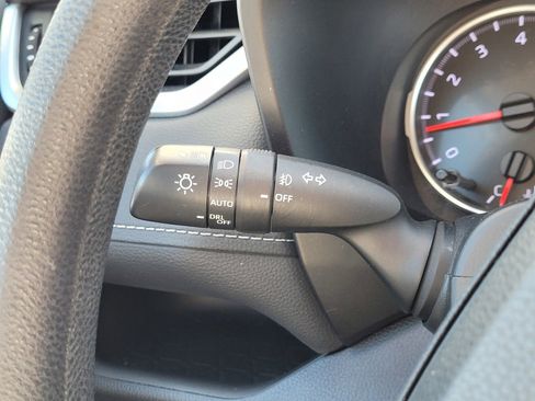 Used 2020 Toyota RAV4 XLE w/ Convenience Package image 23