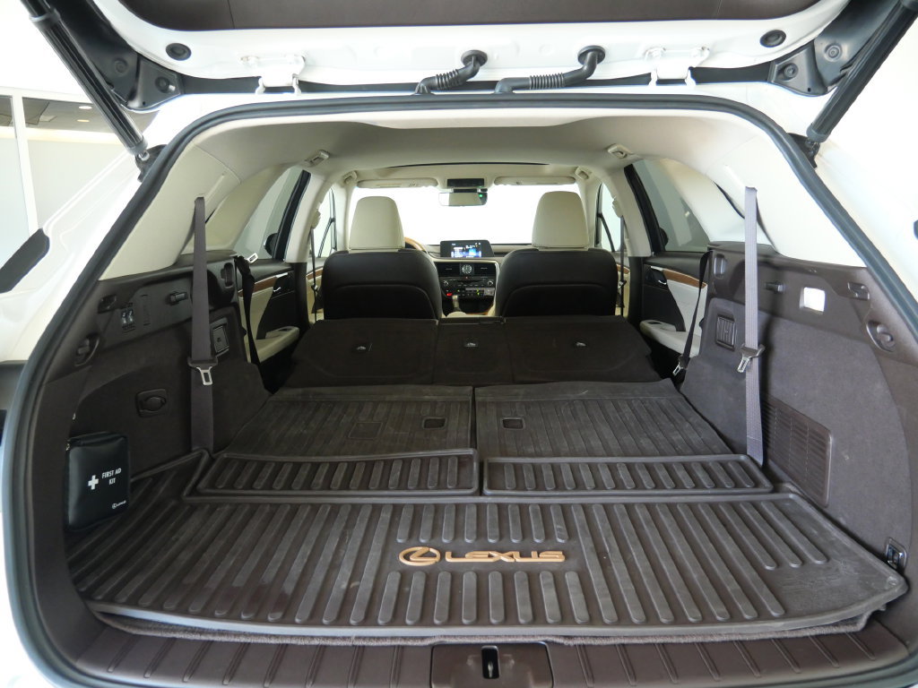 Used 2018 Lexus RX 350L AWD w/ Premium Package image 30