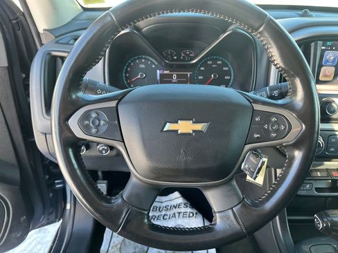 Used 2017 Chevrolet Colorado Z71 image 21