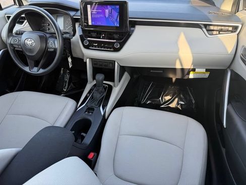 Certified 2025 Toyota Corolla Cross L AWD/4WD image 35