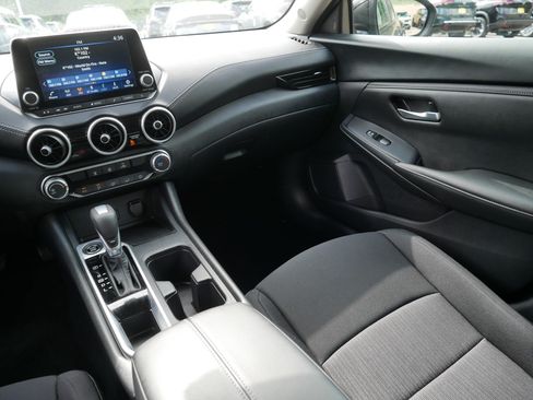 Certified 2023 Nissan Sentra SV FWD image 11