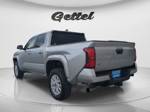Used 2024 Toyota Tacoma SR5 RWD image 7