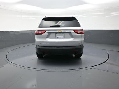 Used 2020 Chevrolet Traverse LT