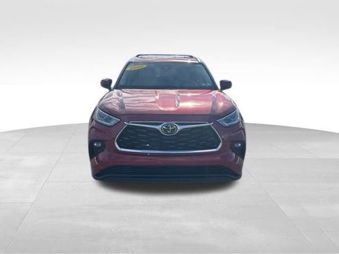 Used 2020 Toyota Highlander Limited image 8