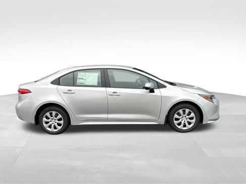 New 2026 Toyota Corolla LE FWD image 6