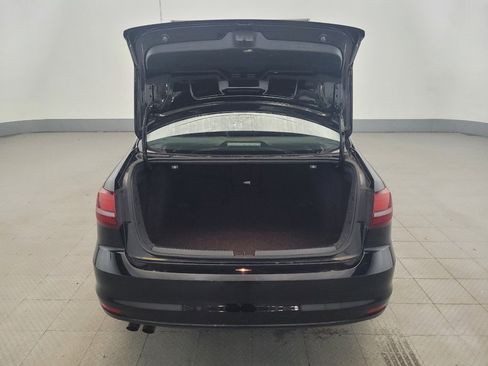 Used 2017 Volkswagen Jetta SE FWD image 29