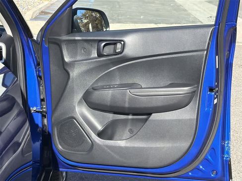 Certified 2024 Hyundai Venue Limited image 33