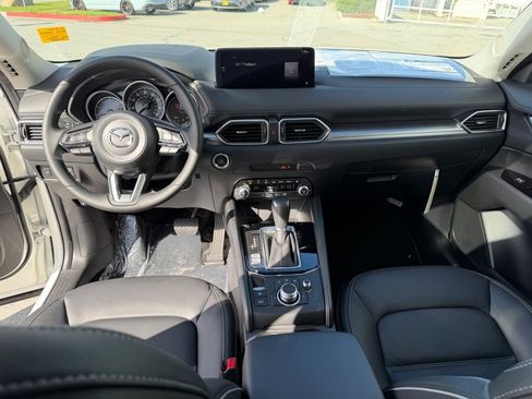 New 2025 MAZDA CX-5 AWD 2.5 S w/ Preferred Package image 15