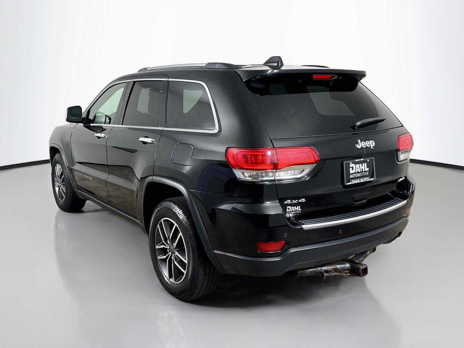 Used 2019 Jeep Grand Cherokee Limited w/ Luxury Group II AWD/4WD image 10