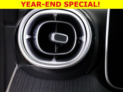 Used 2025 Mercedes-Benz C 300 C 300 image 13