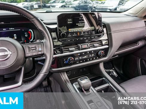 Used 2025 Nissan Pathfinder Platinum w/ Cargo Package AWD/4WD image 33