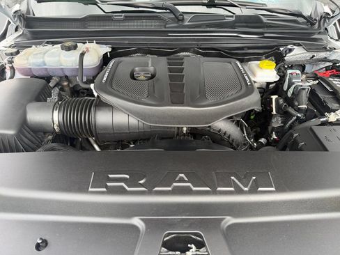 Used 2025 RAM 1500 Limited AWD/4WD image 20