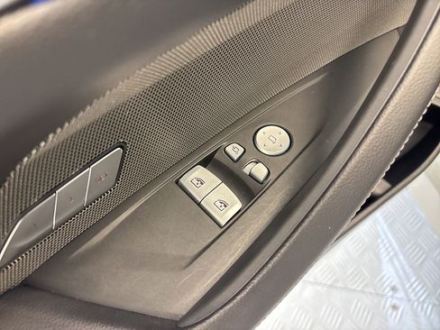 Used 2026 BMW 430i Coupe w/ M Sport Package image 12